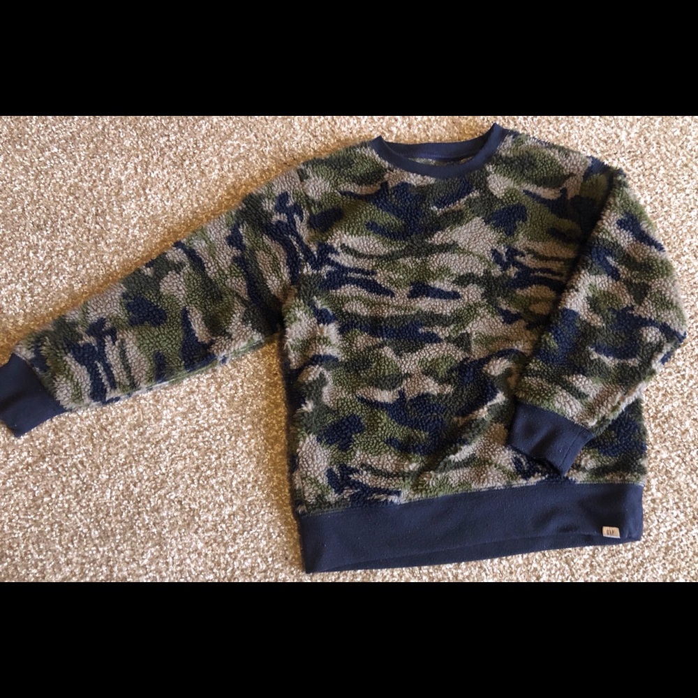 Boys GAP Sherpa Camo Pullover M